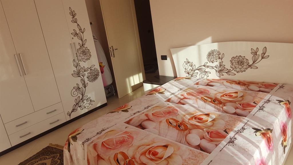 Faik Shehu Apartments Durrës Eksteriør billede